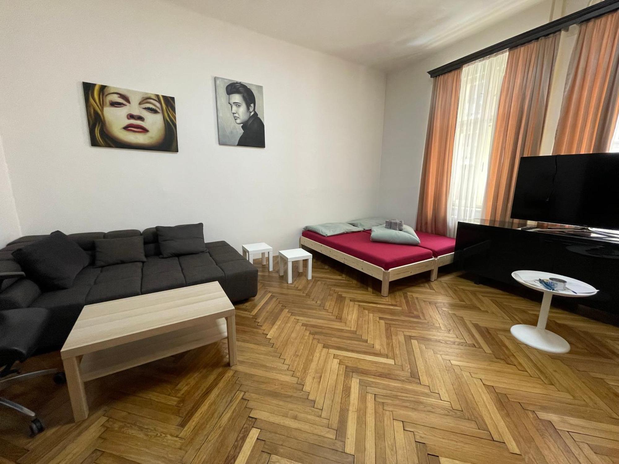 Minato Apartments Ostrava Center Ngoại thất bức ảnh